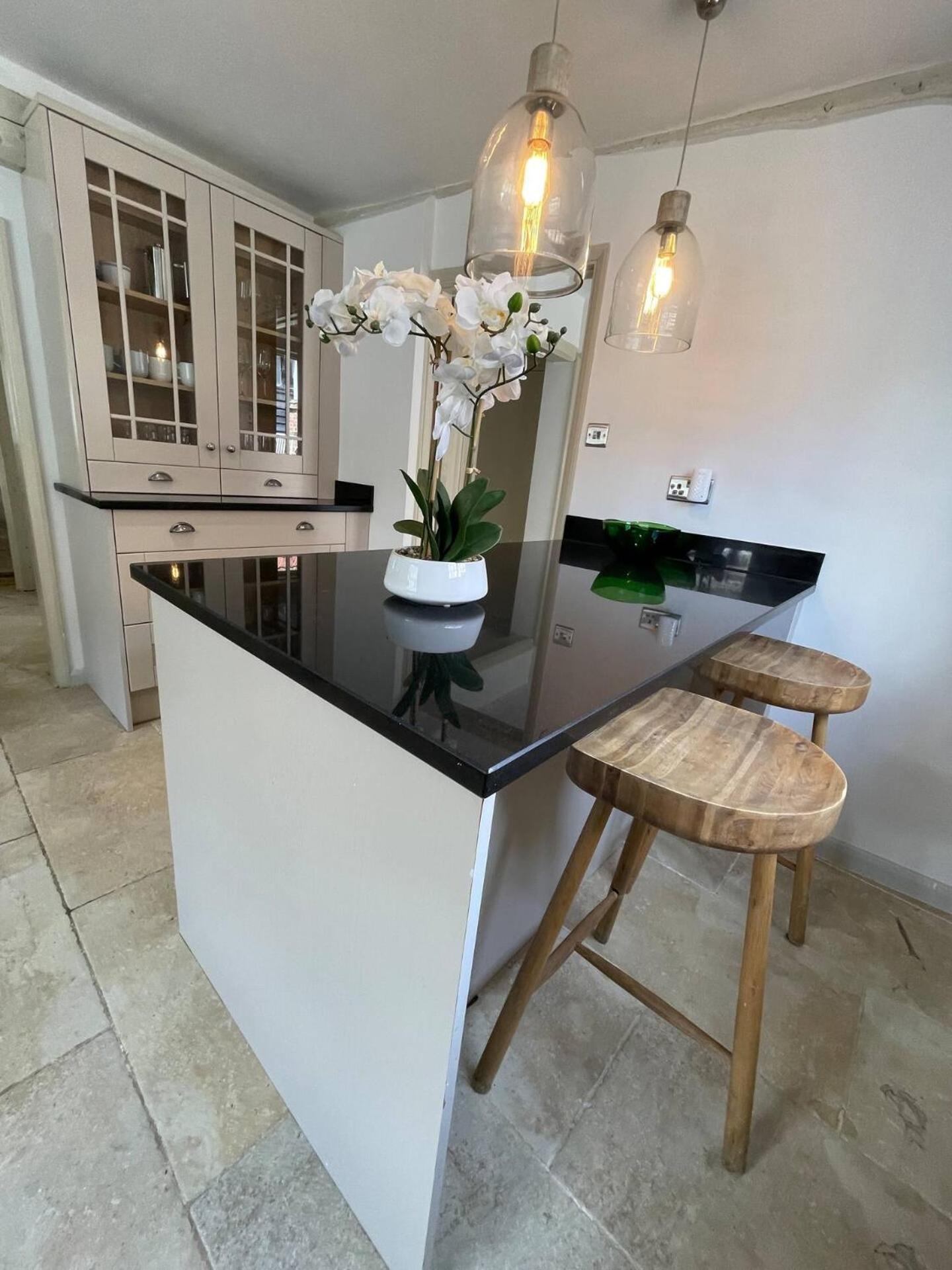 Elegant Oak Beamed House In Pretty Village - Cambridge Homehost Buckden  外观 照片
