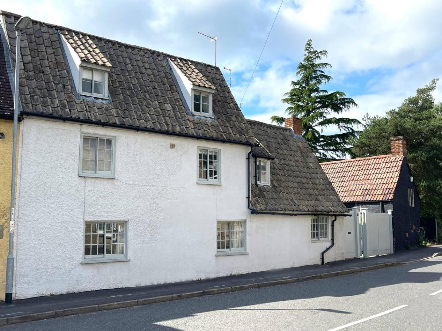 Elegant Oak Beamed House In Pretty Village - Cambridge Homehost Buckden  外观 照片